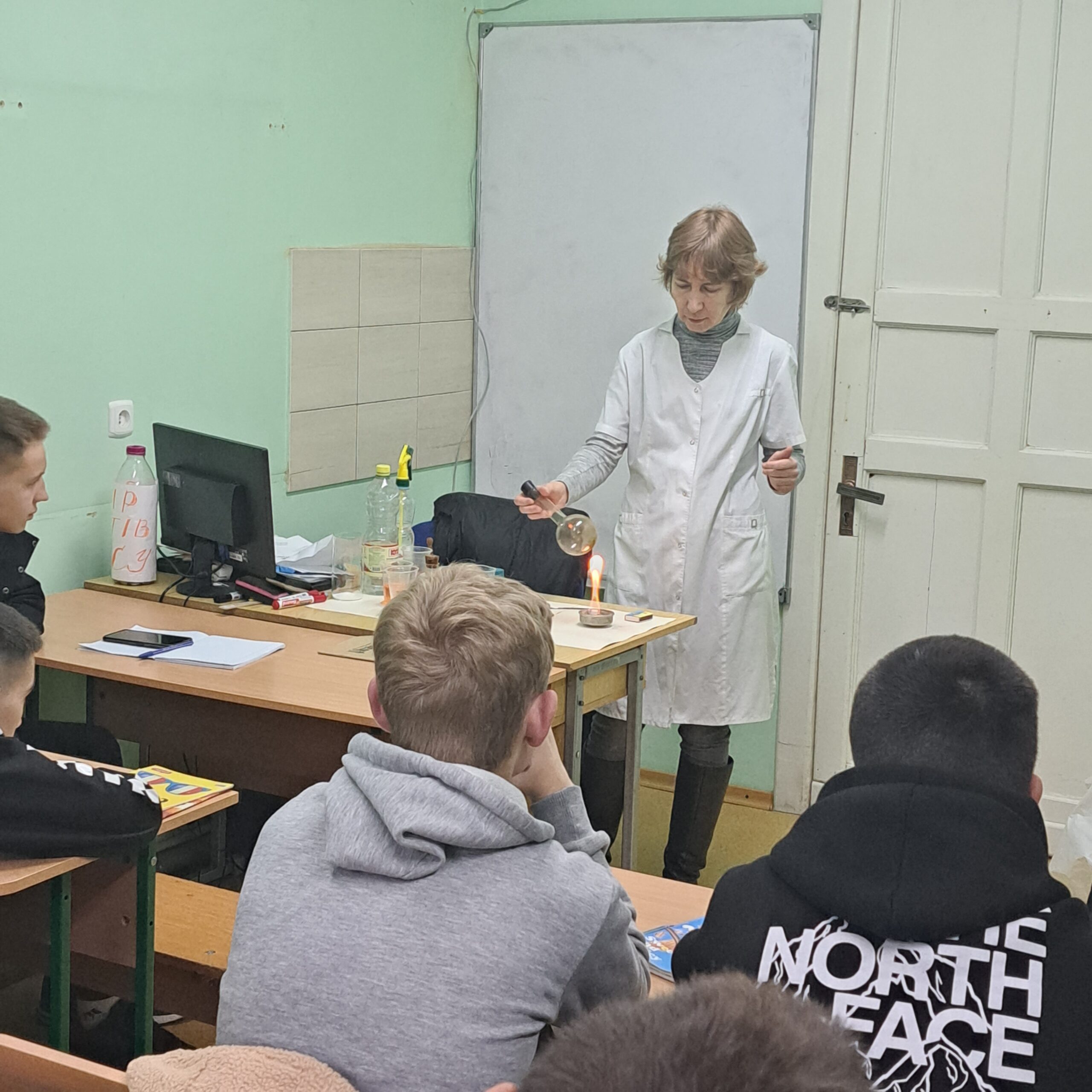 Цікаві досліди «Хімічий феєрверк»