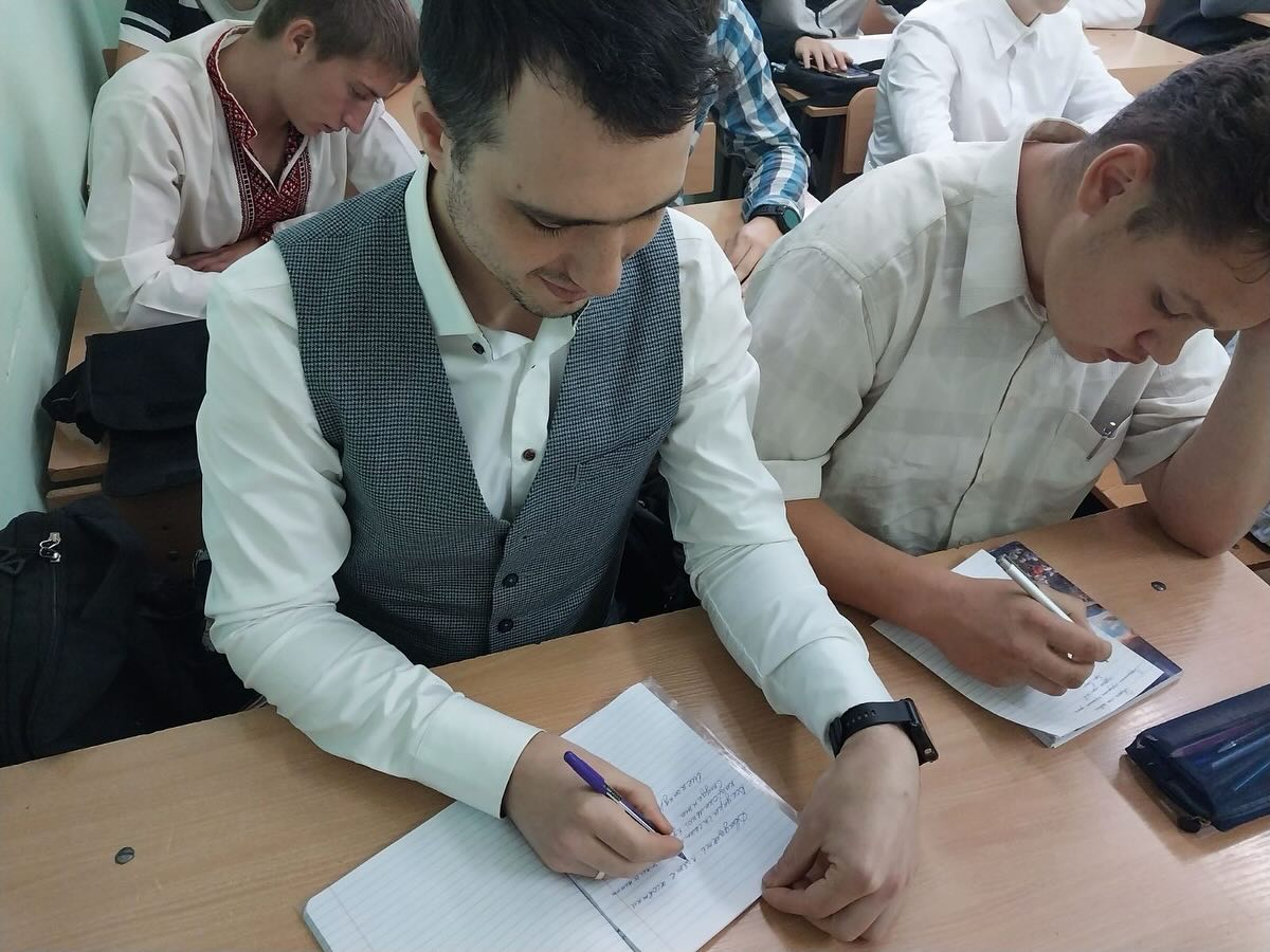 Сьогодні традиційно приєдналися до написання Всеукраїнського радіодиктанту