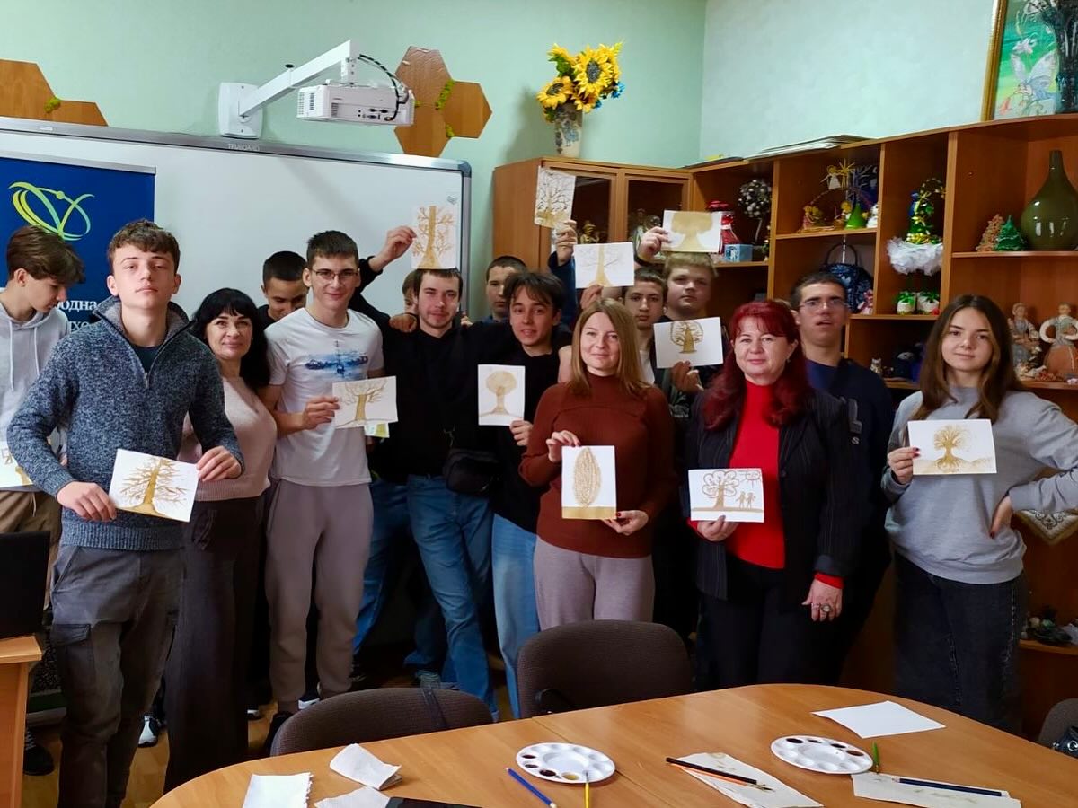 Кава, емоції й трохи арт-терапії