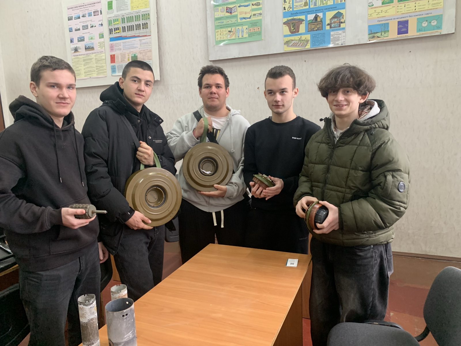 Інформаційно-профілактична робота зі студентами ПФКТБ щодо безпеки при виявленні вибухонебезпечних предметів