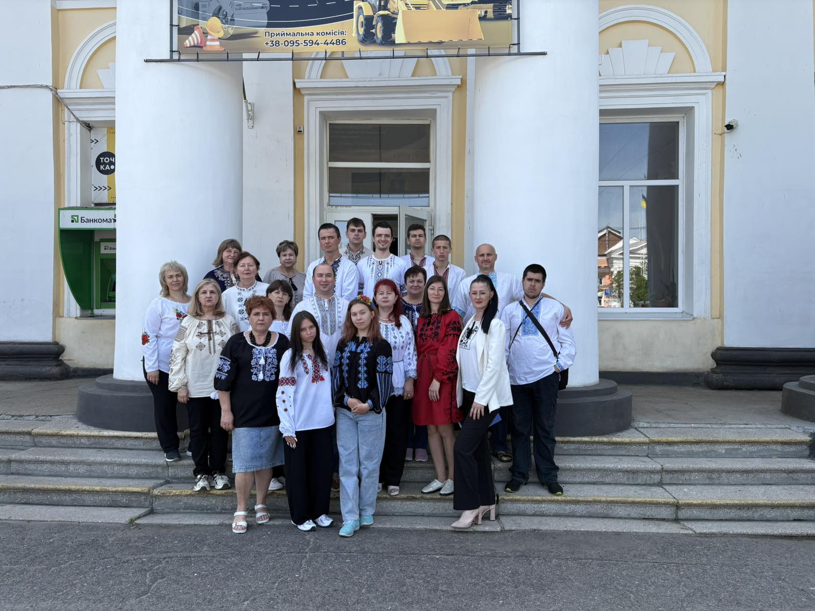 Кольори, що єднають покоління: День вишиванки у ПФКТБ